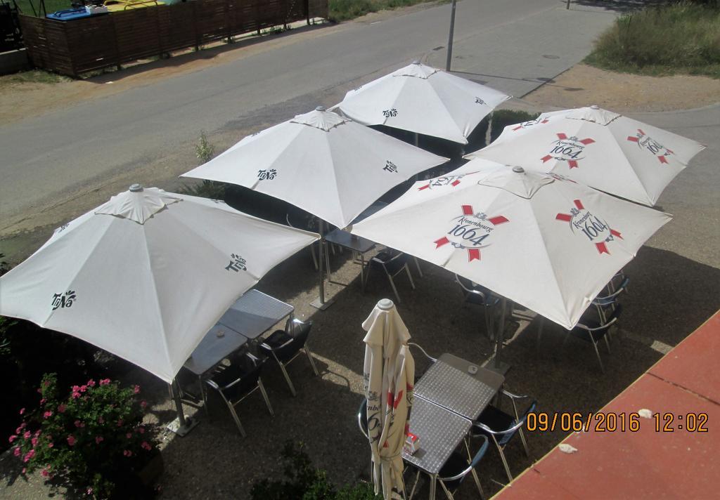 Pensio L'Avi Pep Hotel Saus Exterior photo
