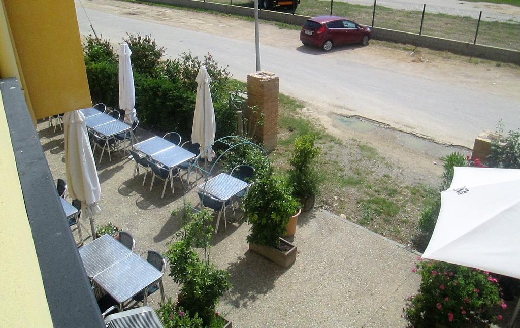 Pensio L'Avi Pep Hotel Saus Exterior photo